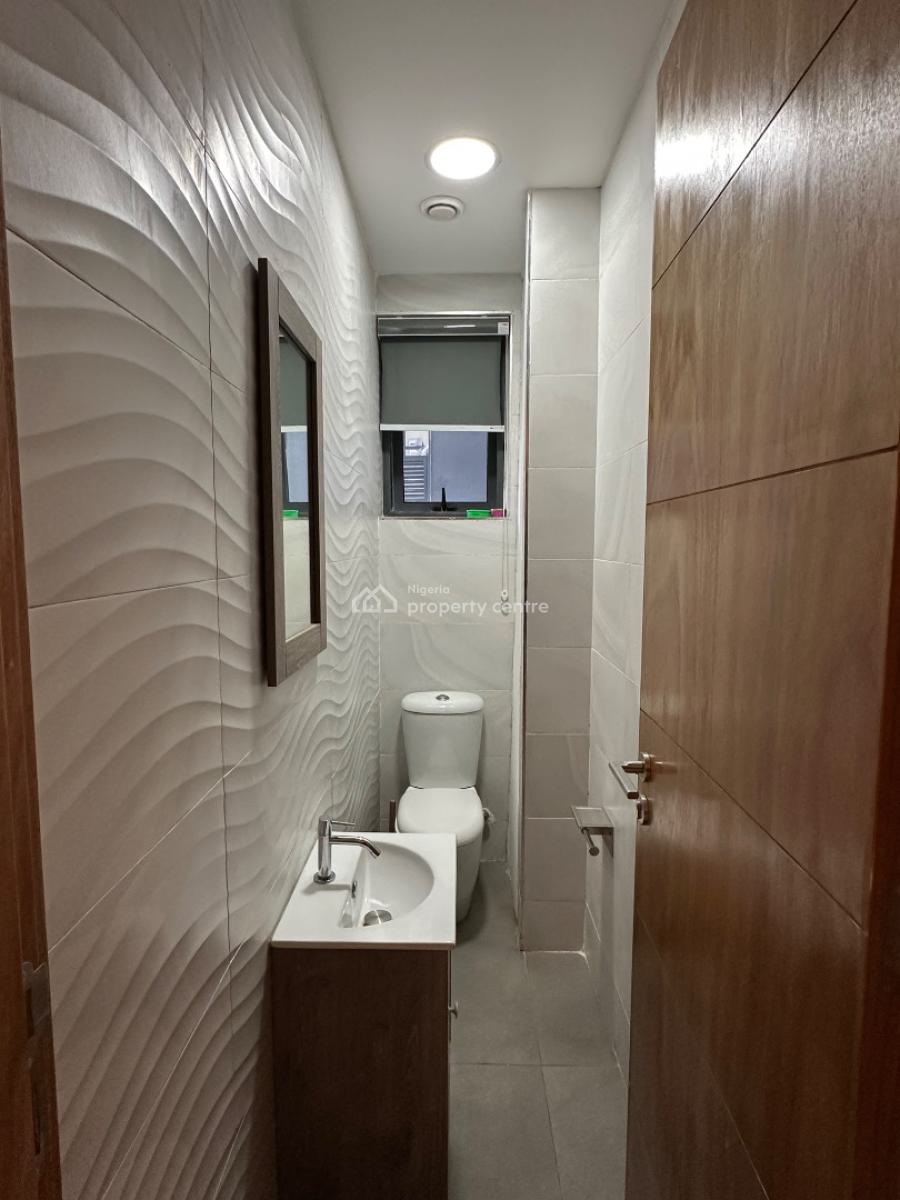 High End 2 Bedroom with a Bq, Victoria Island (vi), Lagos, Flat / Apartment for Sale