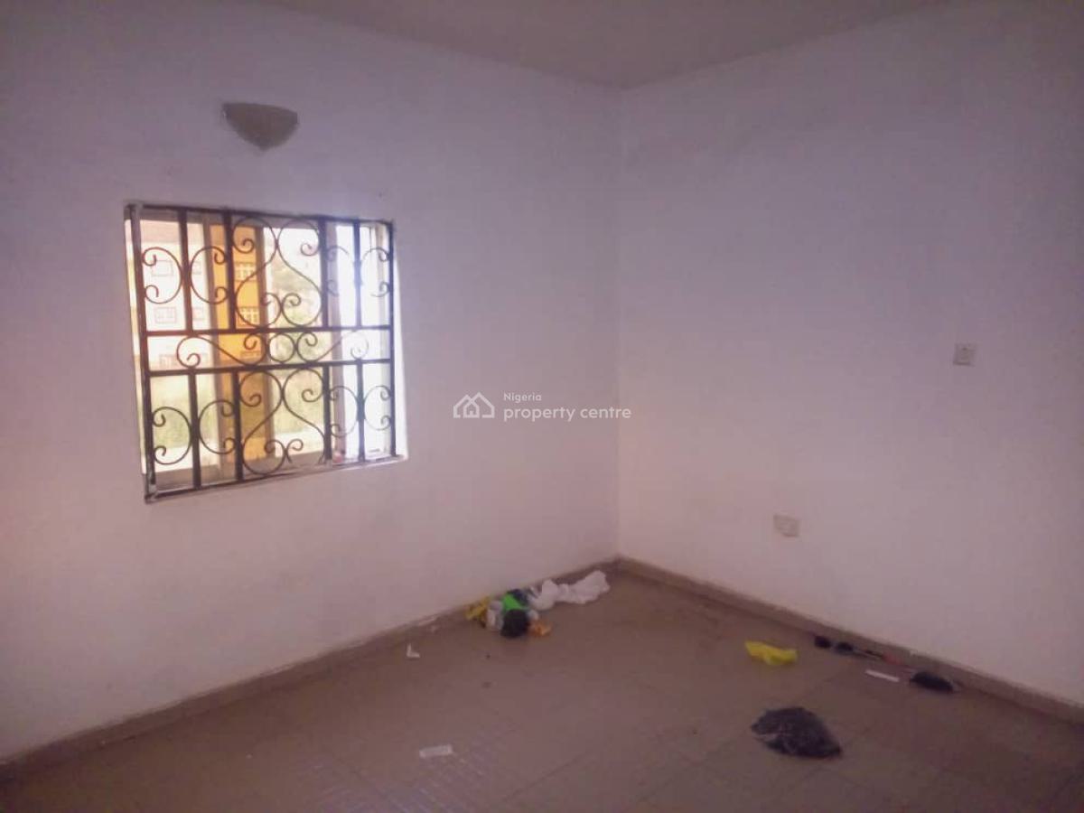 Spacious Three Bedroom Flat, Mabushi, Abuja, Flat / Apartment for Rent