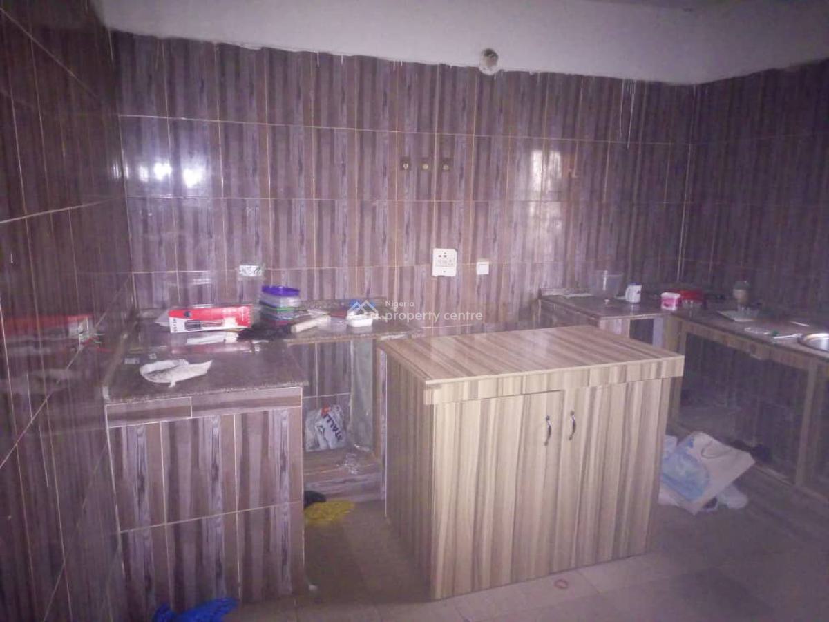 Spacious Three Bedroom Flat, Mabushi, Abuja, Flat / Apartment for Rent