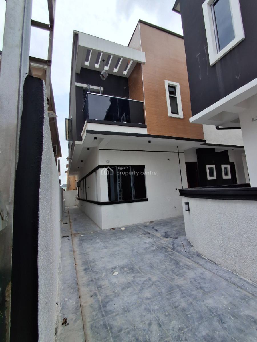 4 Bedroom Semi  with Bq, Bera Estate, Lekki Phase 2, Lekki, Lagos, Semi-detached Duplex for Sale