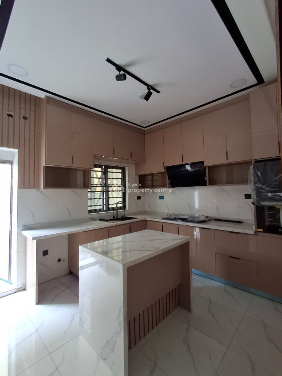 4 Bedroom Semi  with Bq, Bera Estate, Lekki Phase 2, Lekki, Lagos, Semi-detached Duplex for Sale
