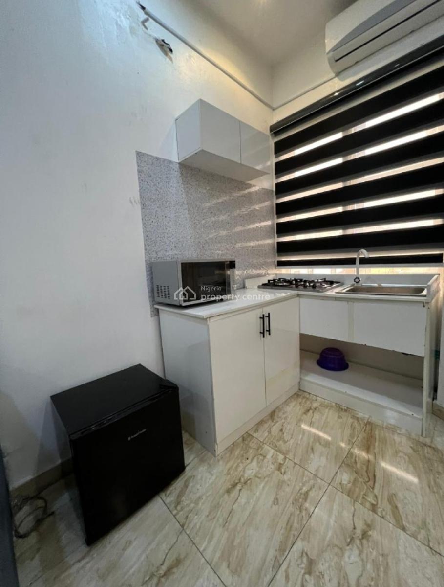 Luxury Furnished Self Contained with Pool and Gym, Orchid, Lekki, Lagos, Self Contain (single Rooms) for Rent