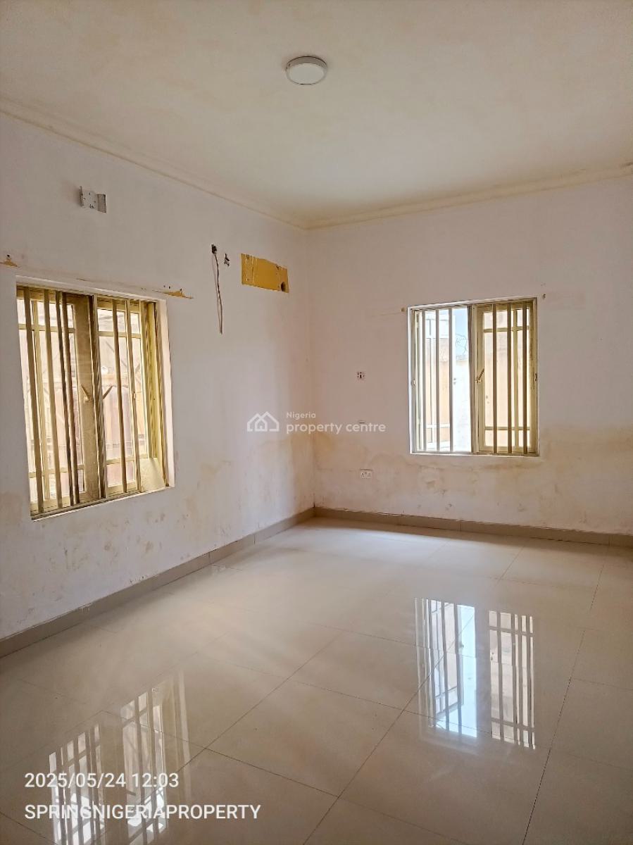 Spacious 3bedroom Flat Upstairs, By Lagos Business School, Sangotedo, Ajah, Lagos, Flat / Apartment for Rent