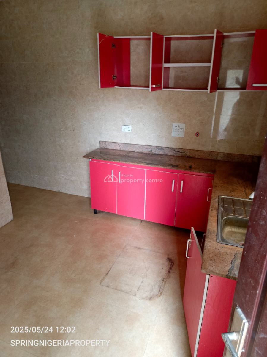 Spacious 3bedroom Flat Upstairs, By Lagos Business School, Sangotedo, Ajah, Lagos, Flat / Apartment for Rent
