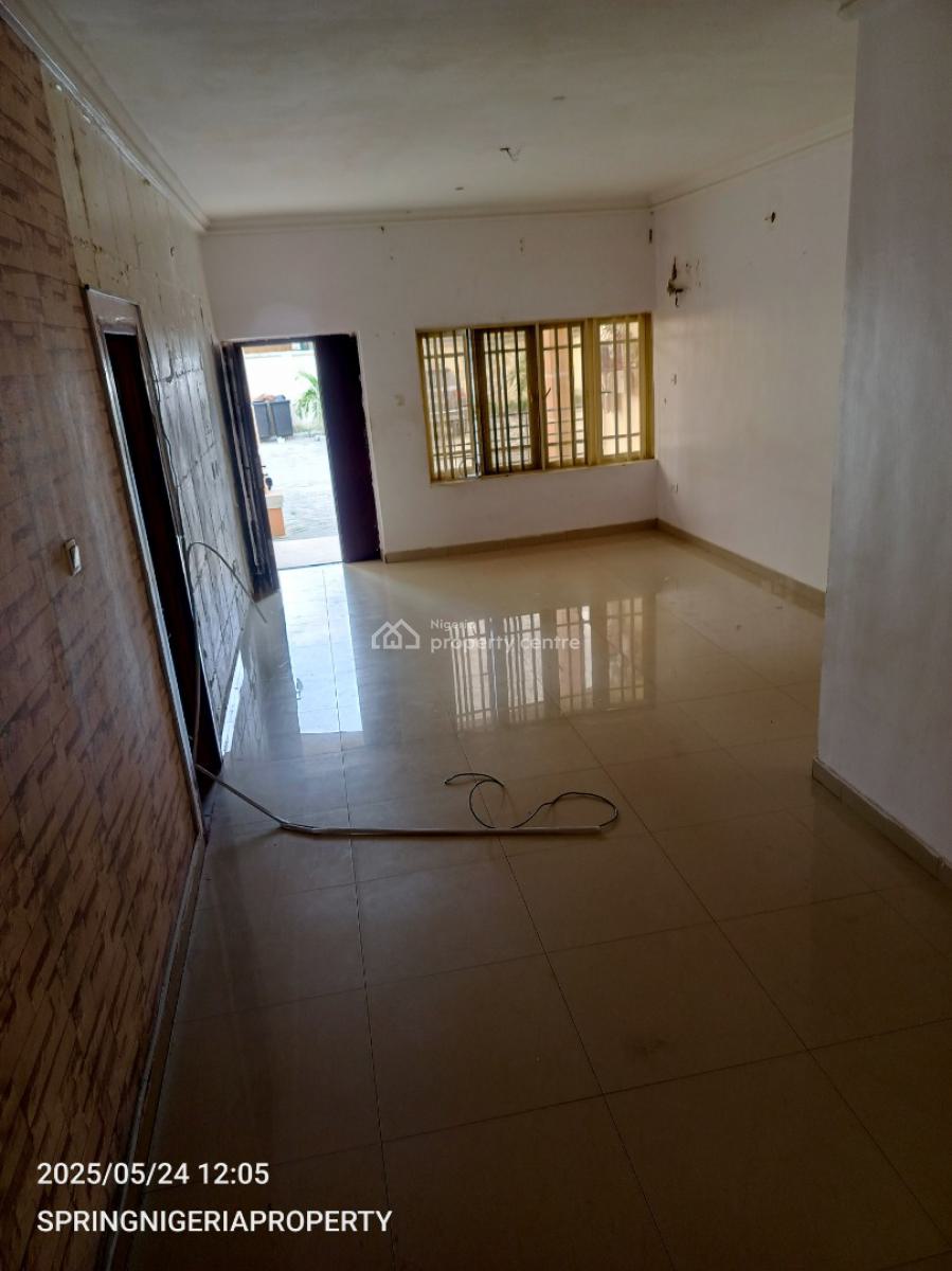 Spacious 3bedroom Flat Upstairs, By Lagos Business School, Sangotedo, Ajah, Lagos, Flat / Apartment for Rent