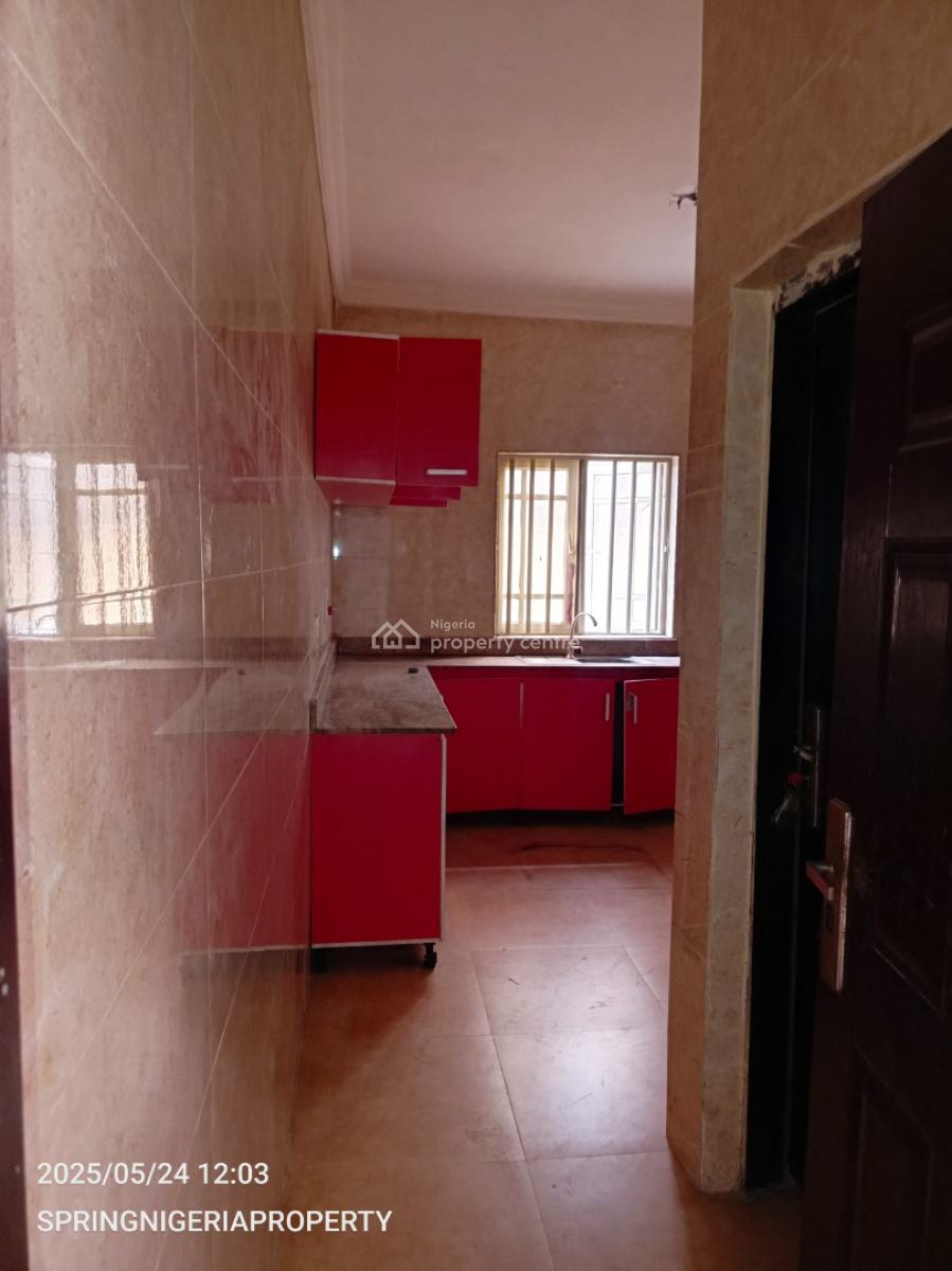 Spacious 3bedroom Flat Upstairs, By Lagos Business School, Sangotedo, Ajah, Lagos, Flat / Apartment for Rent