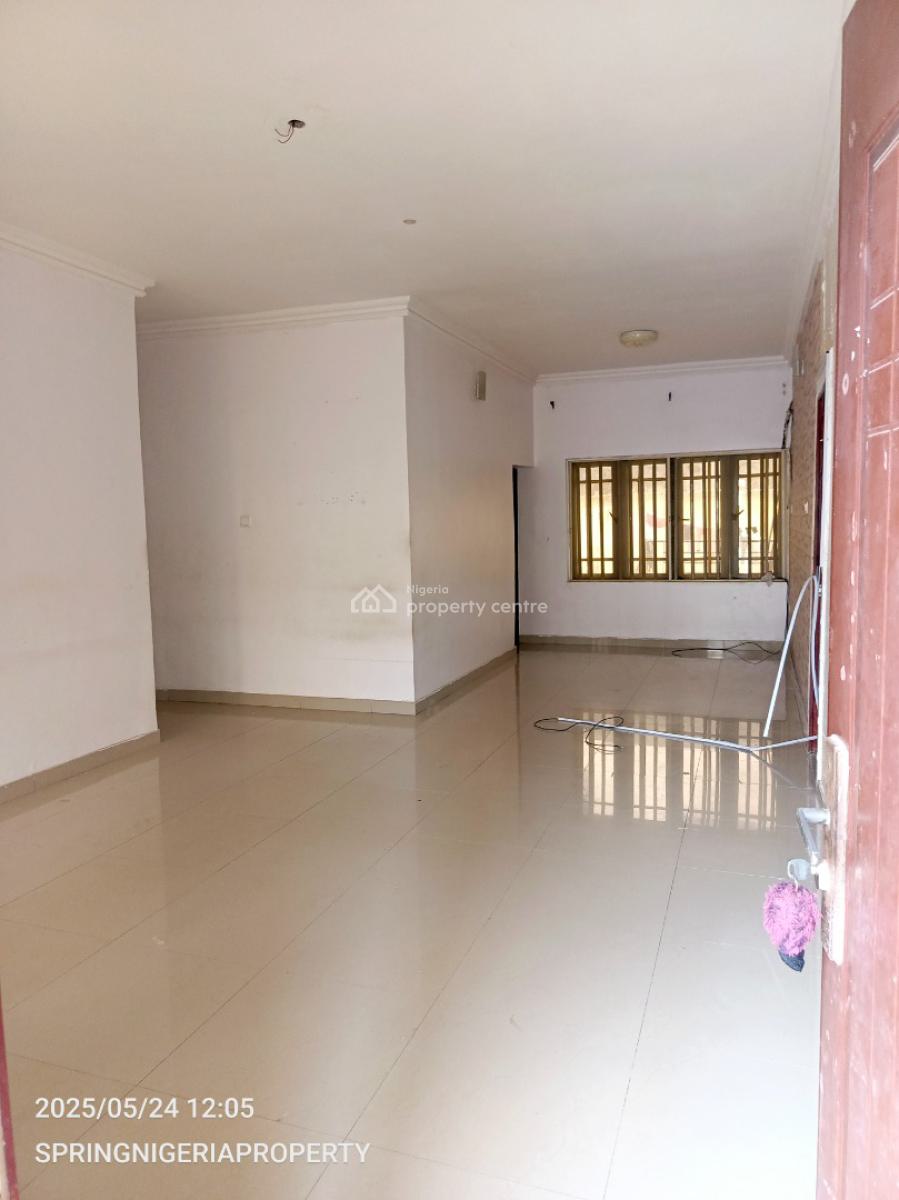 Spacious 3bedroom Flat Upstairs, By Lagos Business School, Sangotedo, Ajah, Lagos, Flat / Apartment for Rent