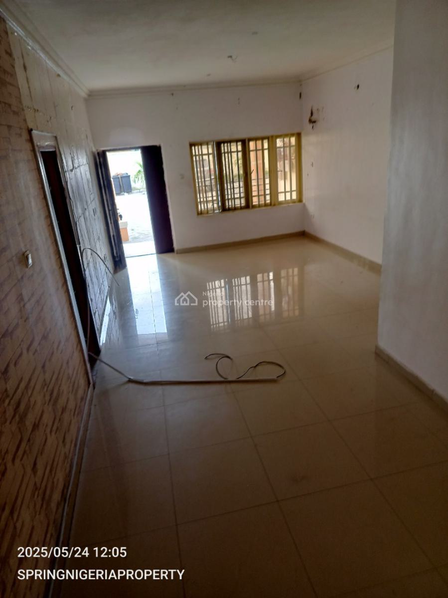 Spacious 3bedroom Flat Upstairs, By Lagos Business School, Sangotedo, Ajah, Lagos, Flat / Apartment for Rent