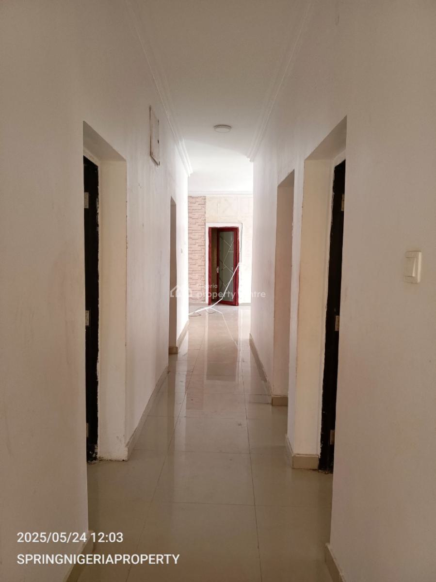 Spacious 3bedroom Flat Upstairs, By Lagos Business School, Sangotedo, Ajah, Lagos, Flat / Apartment for Rent