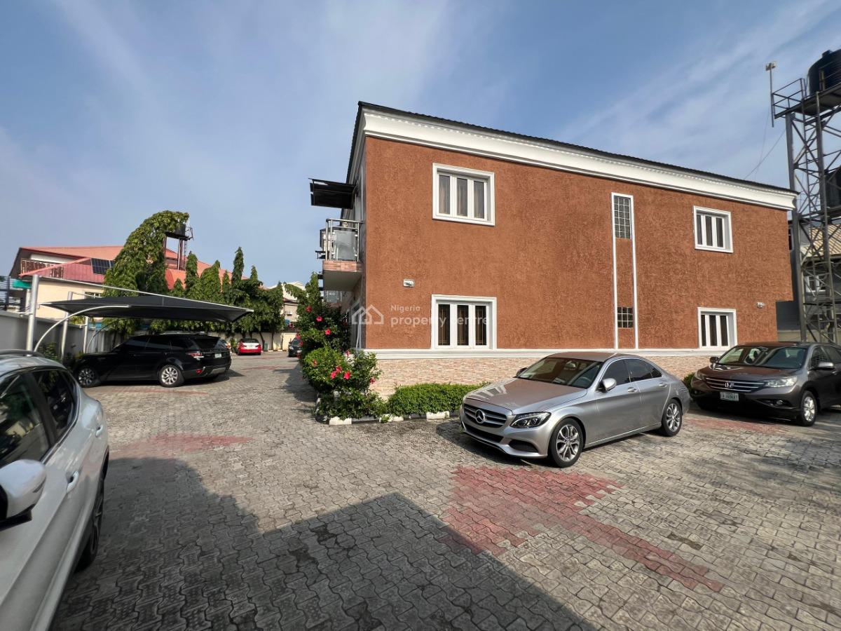 3 Bedroom Terrace Duplex with Bq/seimming Pool., Lekki Phase 1, Lekki, Lagos, Terraced Duplex for Rent