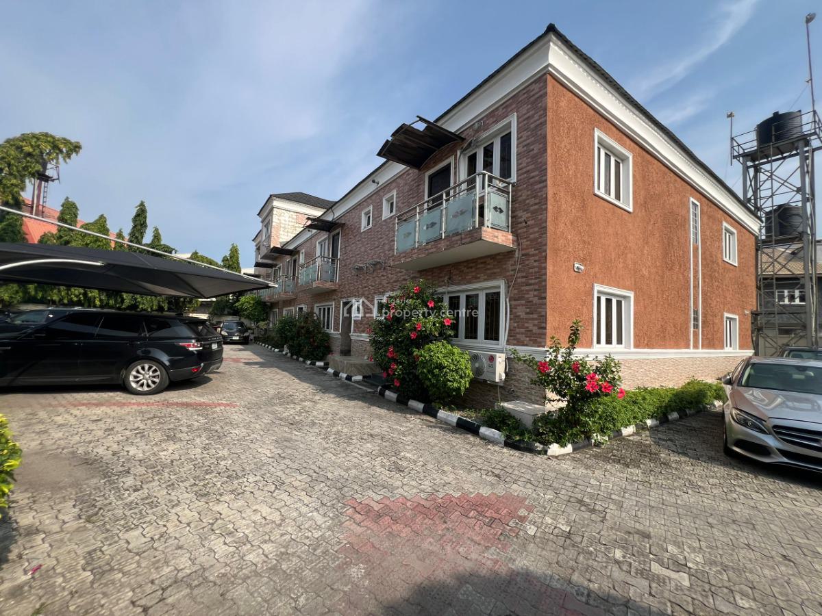 3 Bedroom Terrace Duplex with Bq/seimming Pool., Lekki Phase 1, Lekki, Lagos, Terraced Duplex for Rent