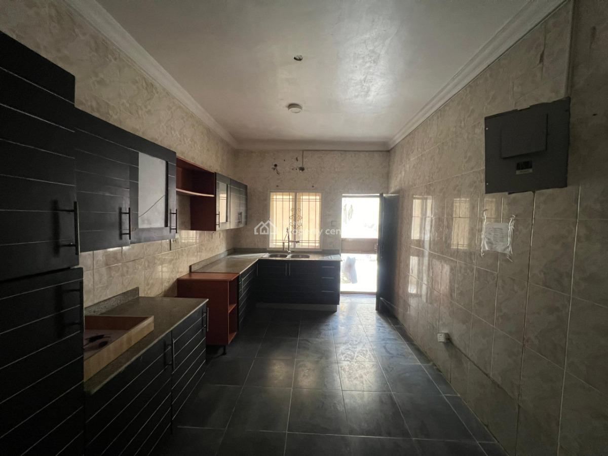 3 Bedroom Terrace Duplex with Bq/seimming Pool., Lekki Phase 1, Lekki, Lagos, Terraced Duplex for Rent
