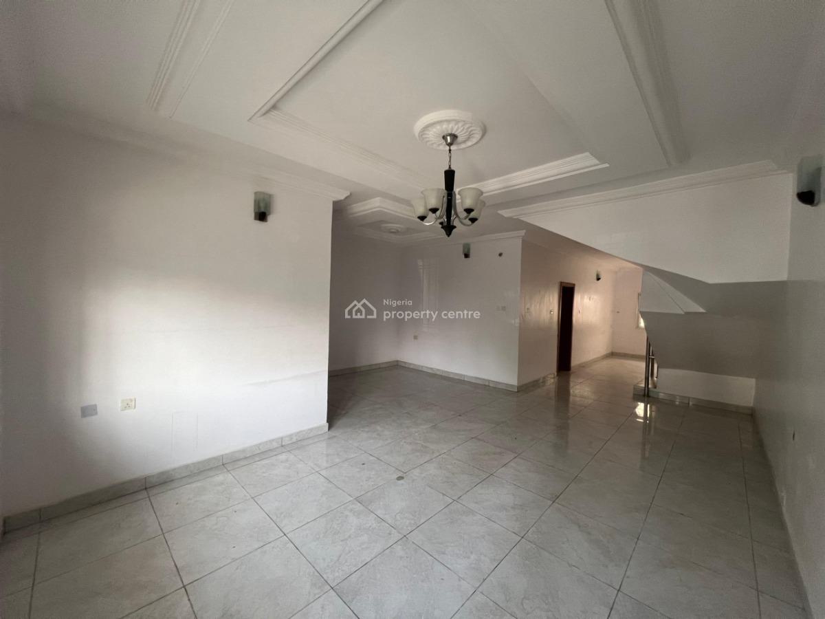 3 Bedroom Terrace Duplex with Bq/seimming Pool., Lekki Phase 1, Lekki, Lagos, Terraced Duplex for Rent