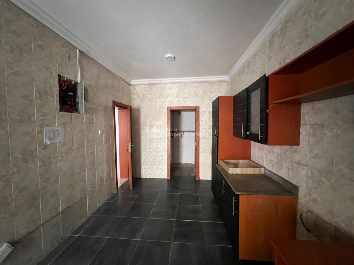 3 Bedroom Terrace Duplex with Bq/seimming Pool., Lekki Phase 1, Lekki, Lagos, Terraced Duplex for Rent
