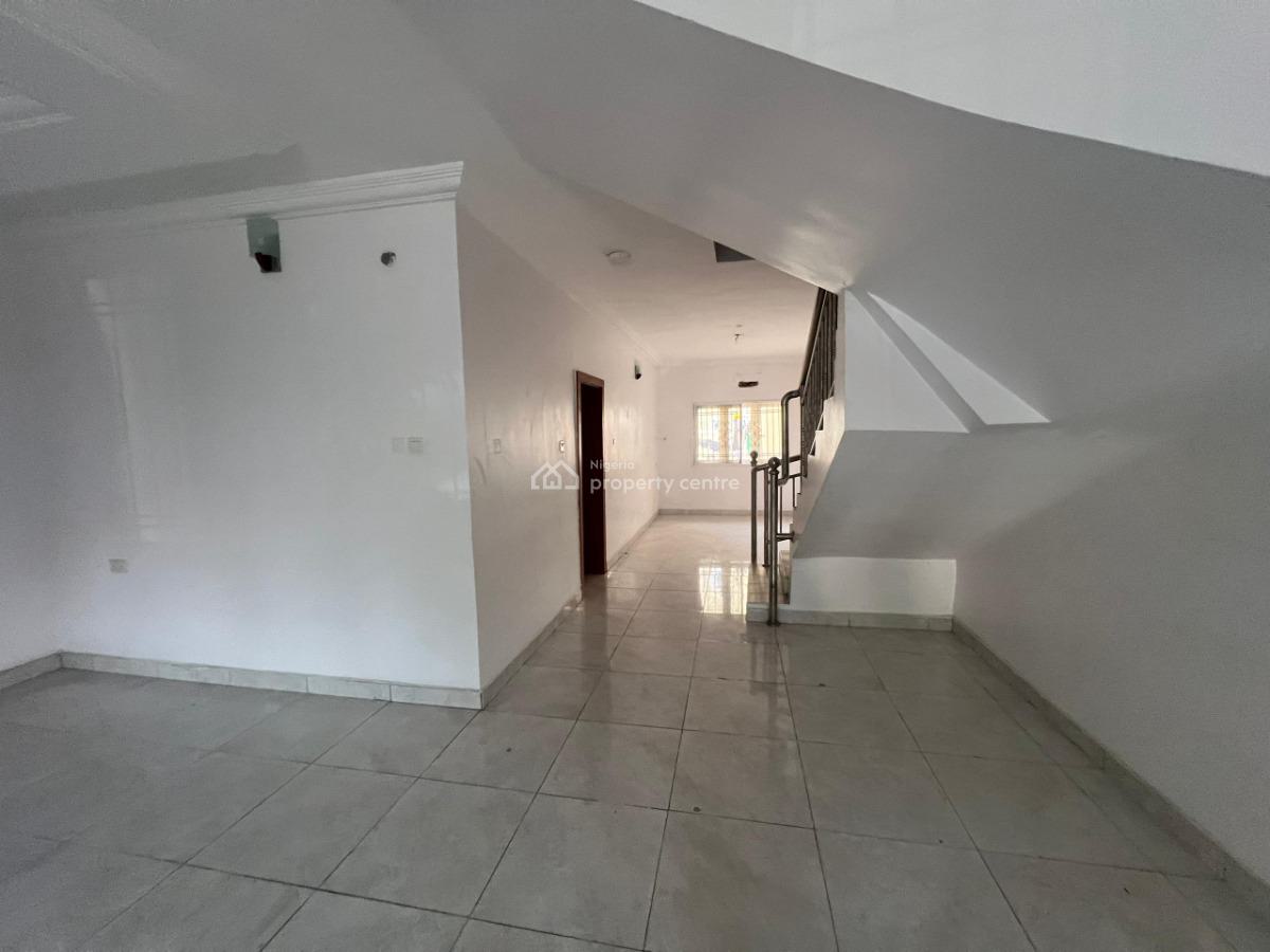 3 Bedroom Terrace Duplex with Bq/seimming Pool., Lekki Phase 1, Lekki, Lagos, Terraced Duplex for Rent