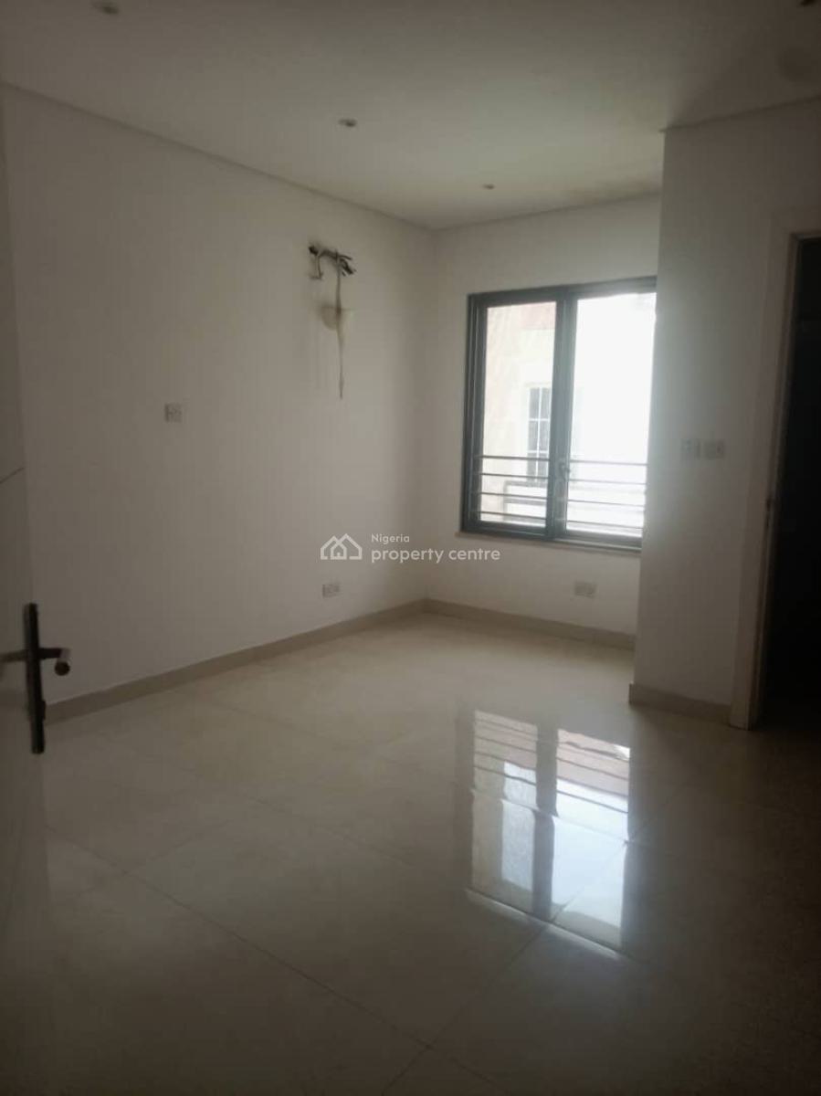 Spacious 4 Bedroom Fully Detached with 2 Bedroom Bq, Osapa, Lekki, Lagos, Detached Duplex for Rent