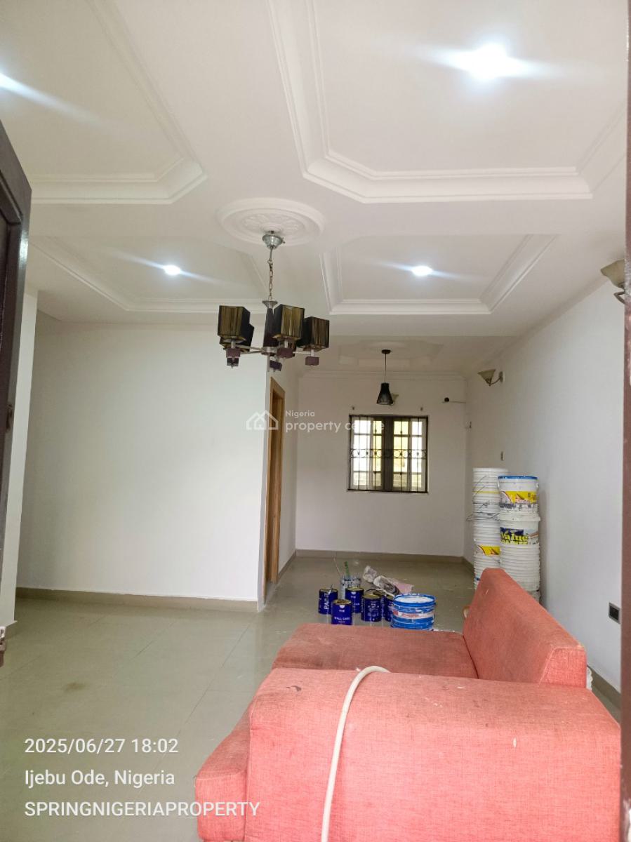 Spacious 3bedroom Flat with Only 4tenant, Good News Estate, Sangotedo, Ajah, Lagos, Flat / Apartment for Rent