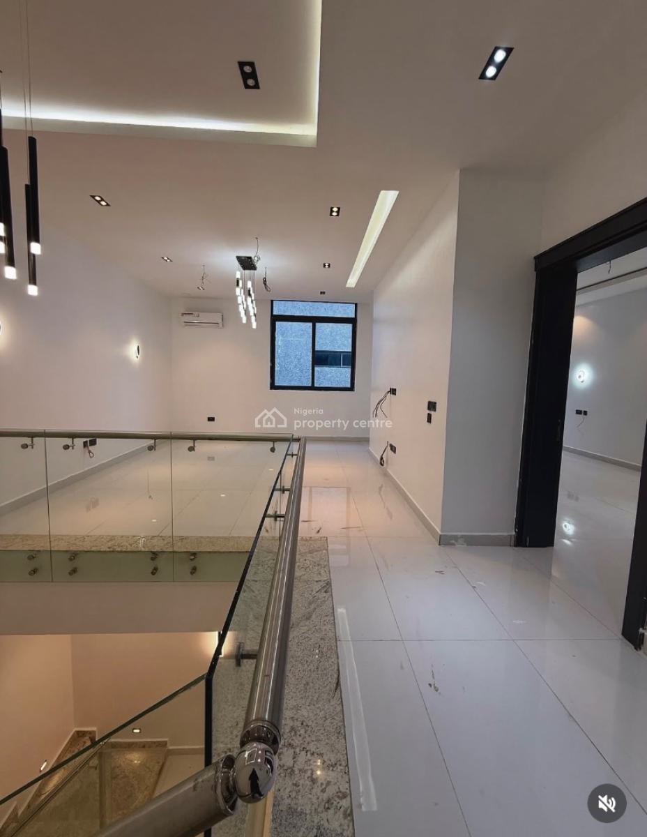 Luxury 3 Bedroom Penthouse Apartment., Guzape District, Abuja, Flat / Apartment for Sale