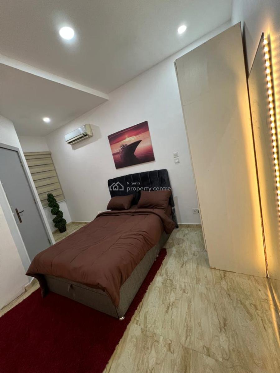 Spacious Fully Furnished Mini Flat Vbay. Orchid, Victoria Bay Estate Orchid Road Eleganza Bustop Lekki Lagos, Lekki, Lagos, Mini Flat (room and Parlour) for Rent
