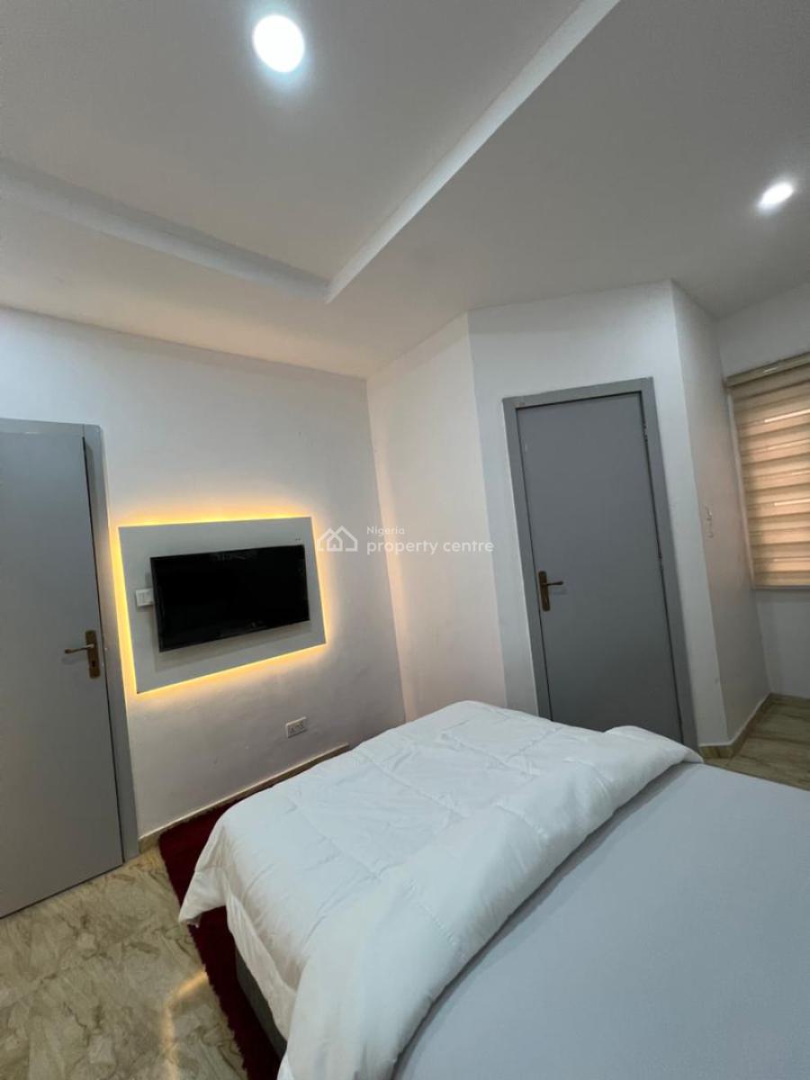 Spacious Fully Furnished Mini Flat Vbay. Orchid, Victoria Bay Estate Orchid Road Eleganza Bustop Lekki Lagos, Lekki, Lagos, Mini Flat (room and Parlour) for Rent