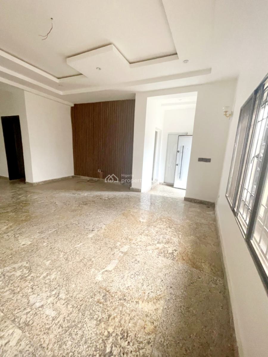 Distress 5bedroom Fully Detached Duplex in an Estate, Jahi Gilmore, Jahi, Abuja, Detached Duplex for Sale