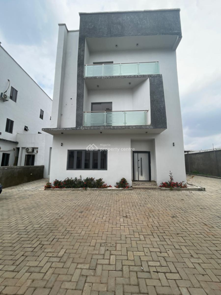 Distress 5bedroom Fully Detached Duplex in an Estate, Jahi Gilmore, Jahi, Abuja, Detached Duplex for Sale
