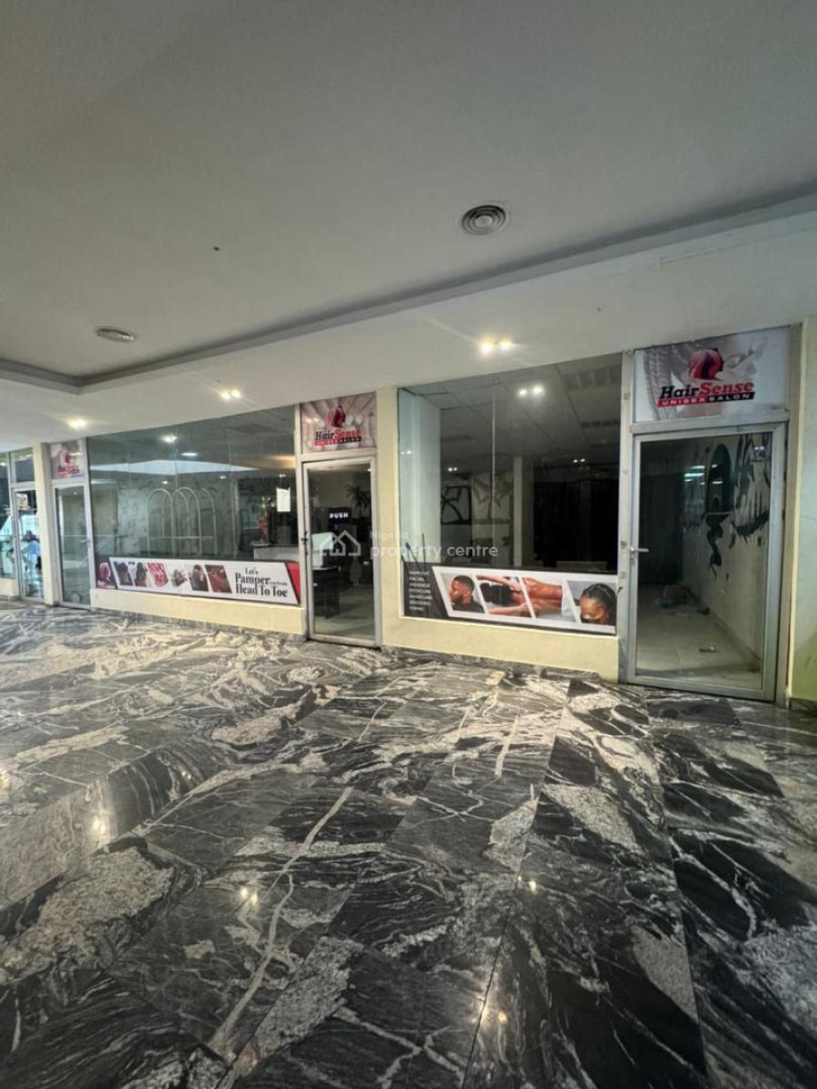97sqm Retail Space in Lekki, Lekki, Lagos, Commercial Property for Rent