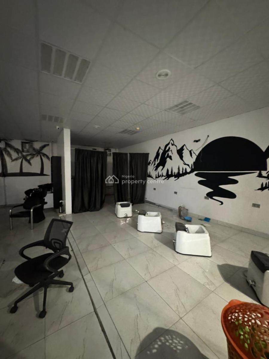 97sqm Retail Space in Lekki, Lekki, Lagos, Commercial Property for Rent
