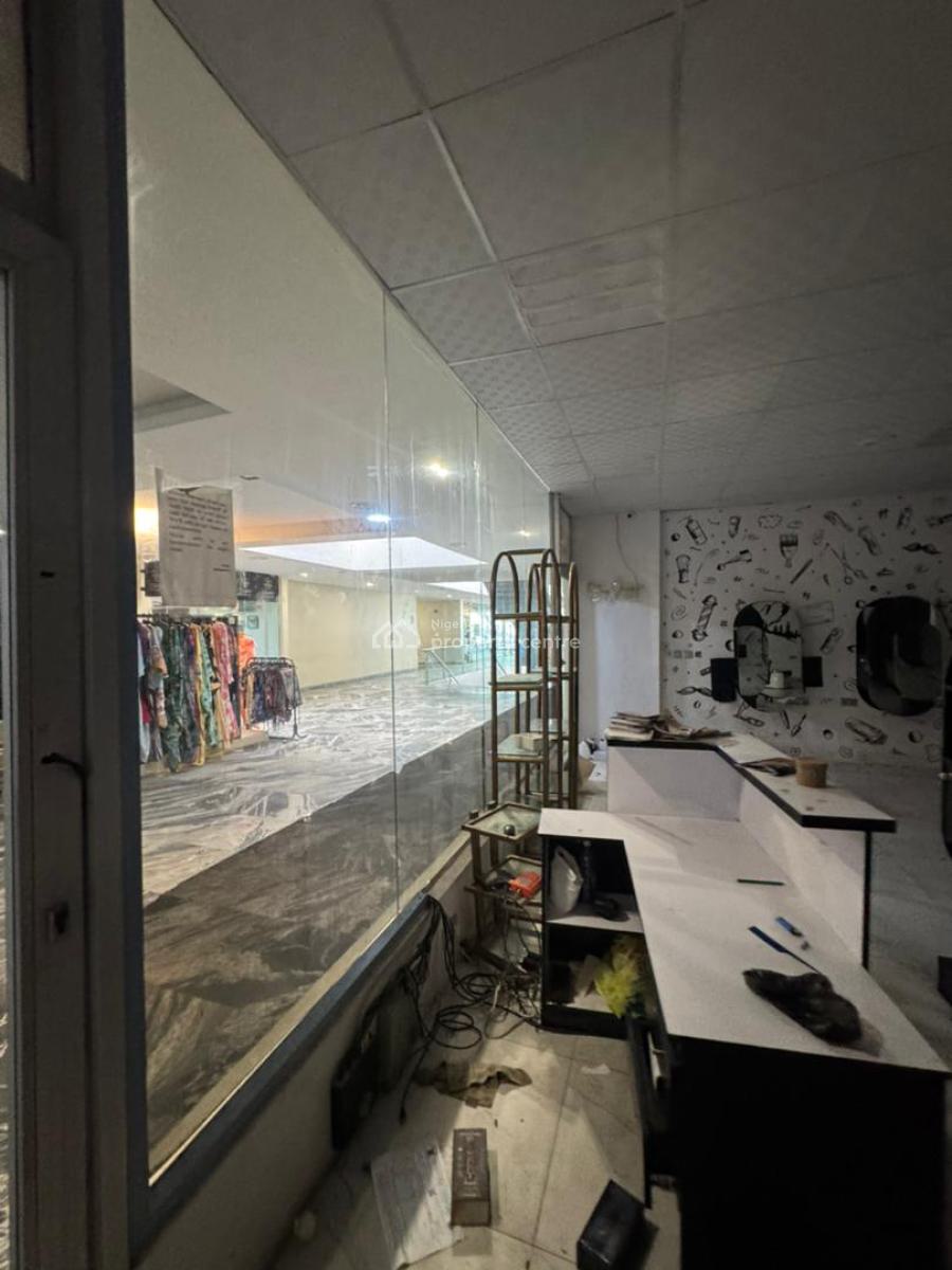 97sqm Retail Space in Lekki, Lekki, Lagos, Commercial Property for Rent