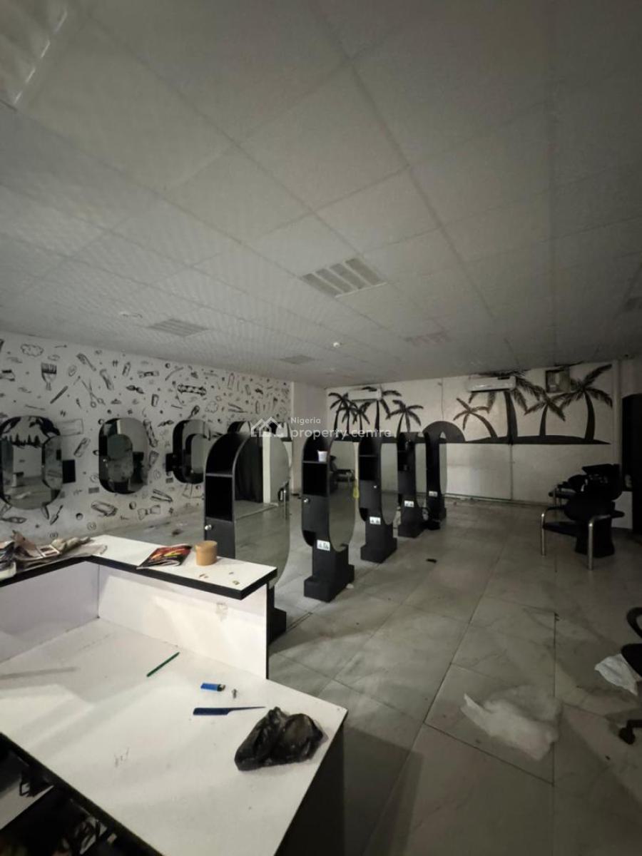 97sqm Retail Space in Lekki, Lekki, Lagos, Commercial Property for Rent
