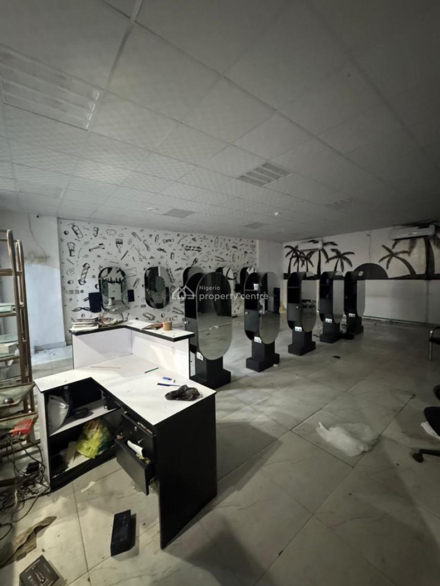 97sqm Retail Space in Lekki, Lekki, Lagos, Commercial Property for Rent