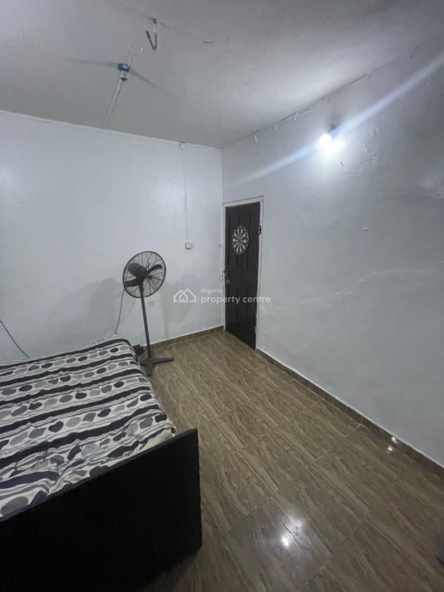 Beautiful Furnished Shared Apartment, Community Road, Akoka, Yaba, Lagos, Flat / Apartment for Rent