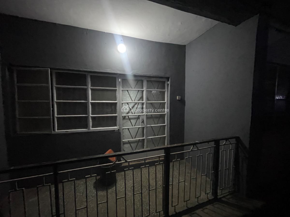 Beautiful Furnished Shared Apartment, Community Road, Akoka, Yaba, Lagos, Flat / Apartment for Rent