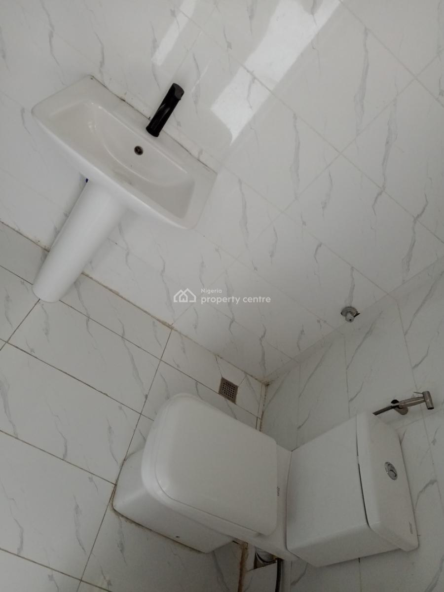 Newly Built 2 Bedroom Apartment, in an Estate at Ikate, Lekki Phase 2, Lekki, Lagos, Block of Flats for Sale