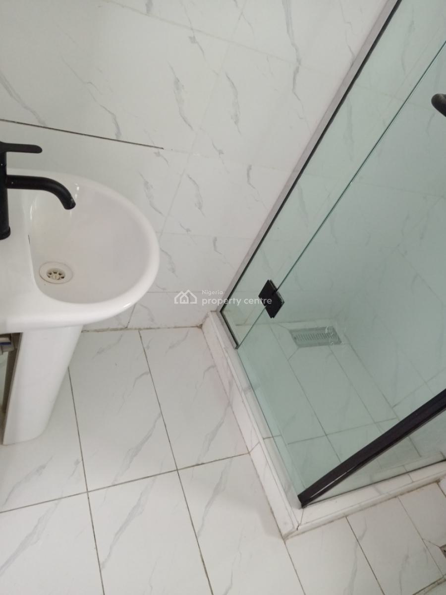 Newly Built 2 Bedroom Apartment, in an Estate at Ikate, Lekki Phase 2, Lekki, Lagos, Block of Flats for Sale