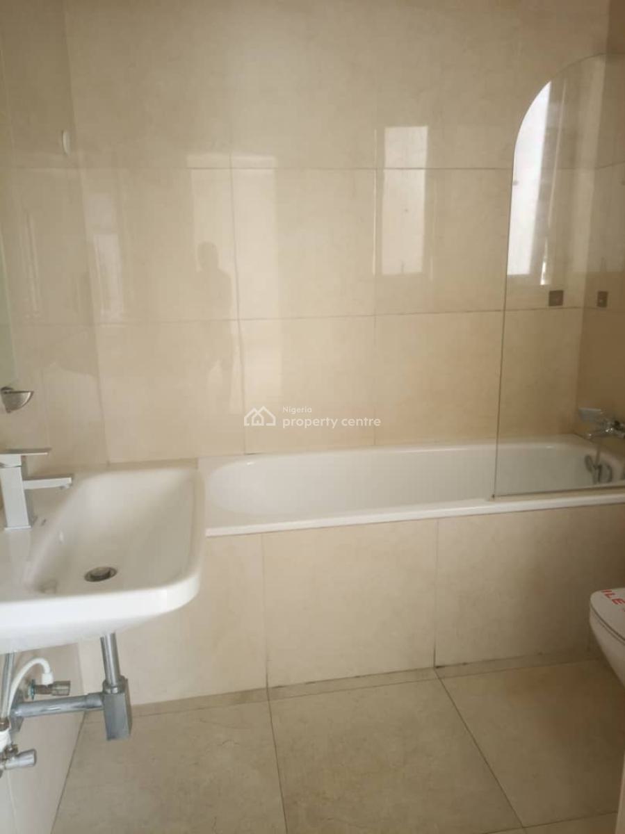 4 Bedroom Fully Detached Duplex with Massive Rooms and 2 Bedroom Bq, Pinnock Beach Estate, Osapa, Lekki, Lagos, Detached Duplex for Rent