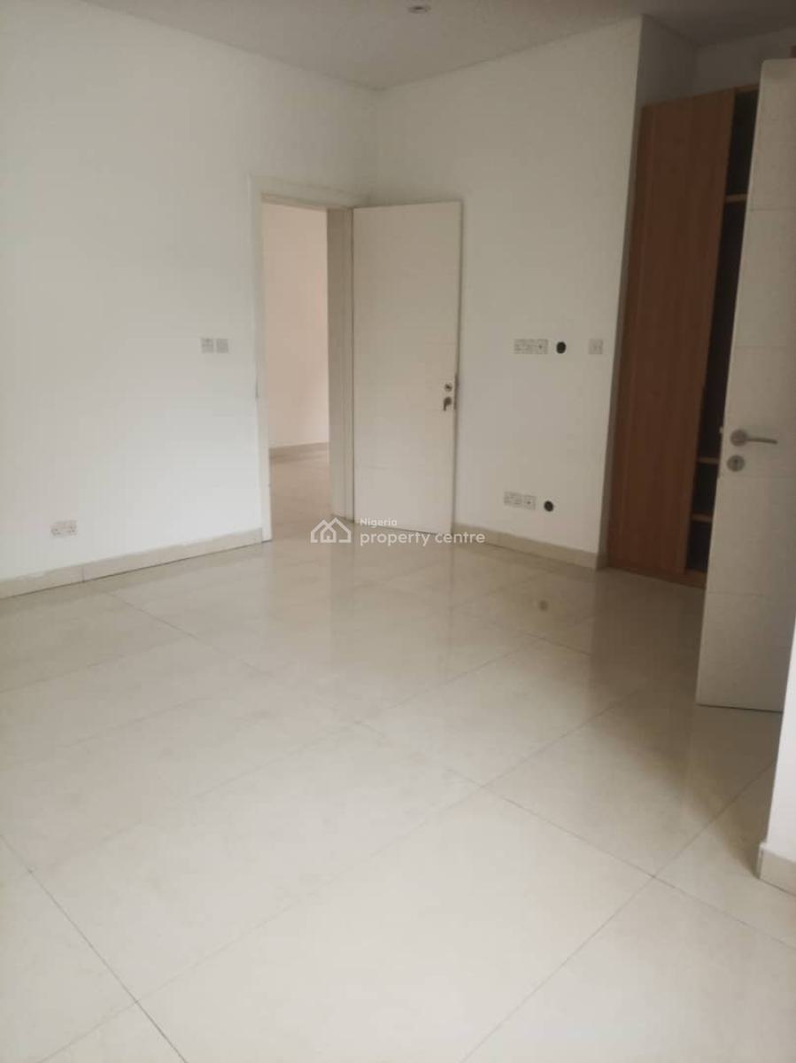 4 Bedroom Fully Detached Duplex with Massive Rooms and 2 Bedroom Bq, Pinnock Beach Estate, Osapa, Lekki, Lagos, Detached Duplex for Rent