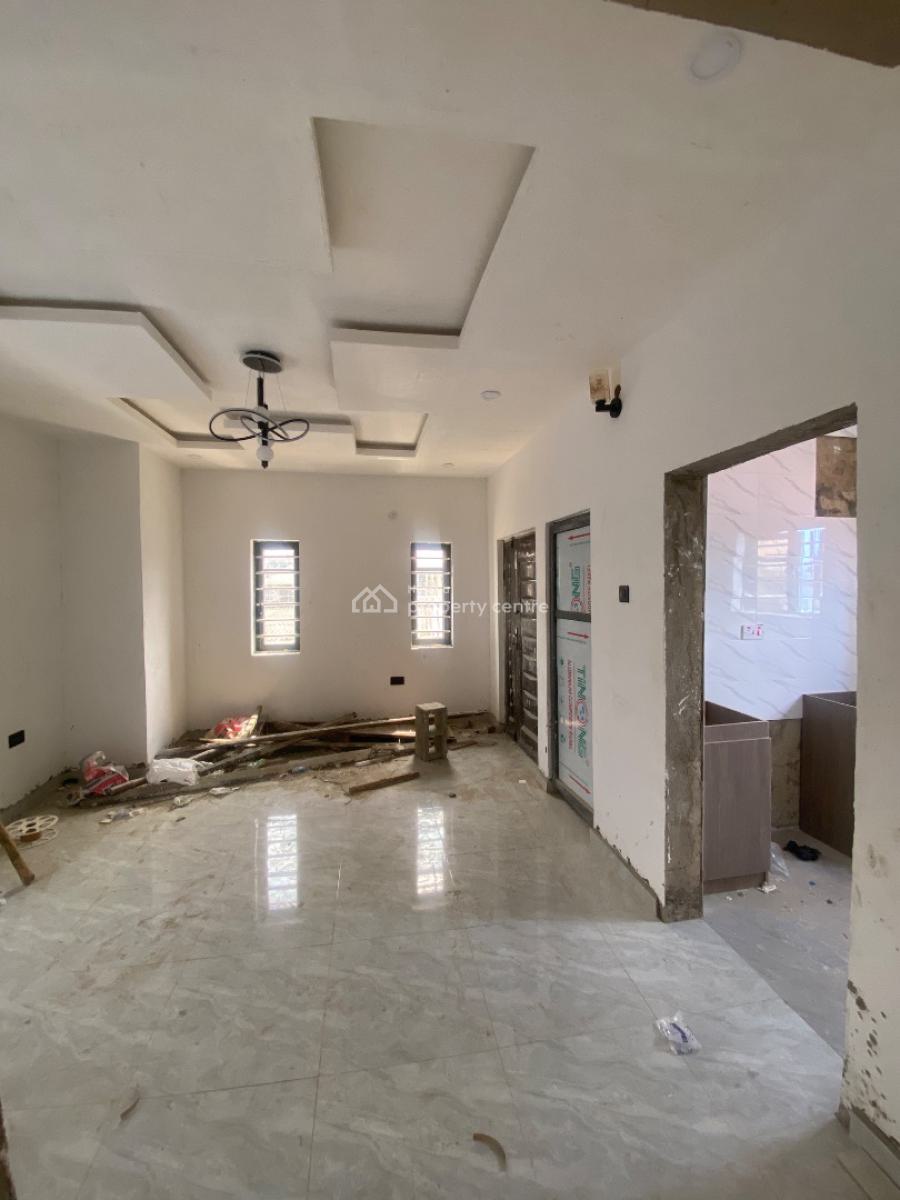 a Luxury, Super-clean, Modern 2 Bedrooms Apartment, Off Kilo Road, Kilo, Surulere, Lagos, Flat / Apartment for Rent