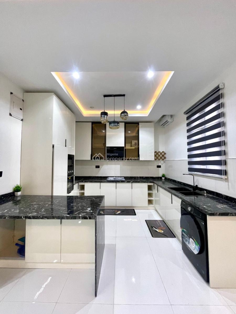 2 Bedroom Apartment with Elevator, Gym and Swimming Pool, Ikate, Lekki, Lagos, Flat / Apartment for Sale