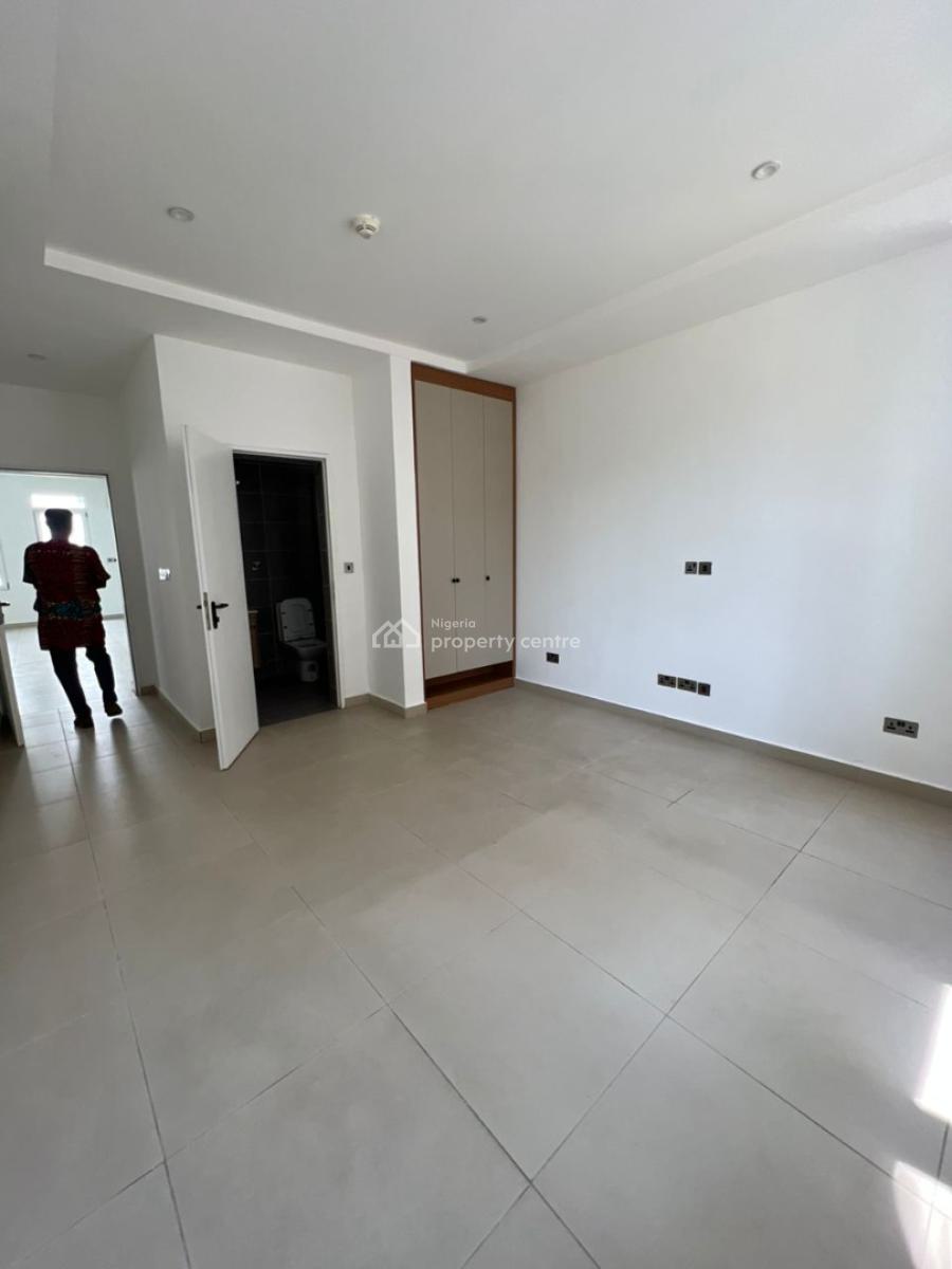 Spacious & Clean 4 Bedroom Terrace with Pool, Old Ikoyi, Ikoyi, Lagos, Terraced Duplex for Rent
