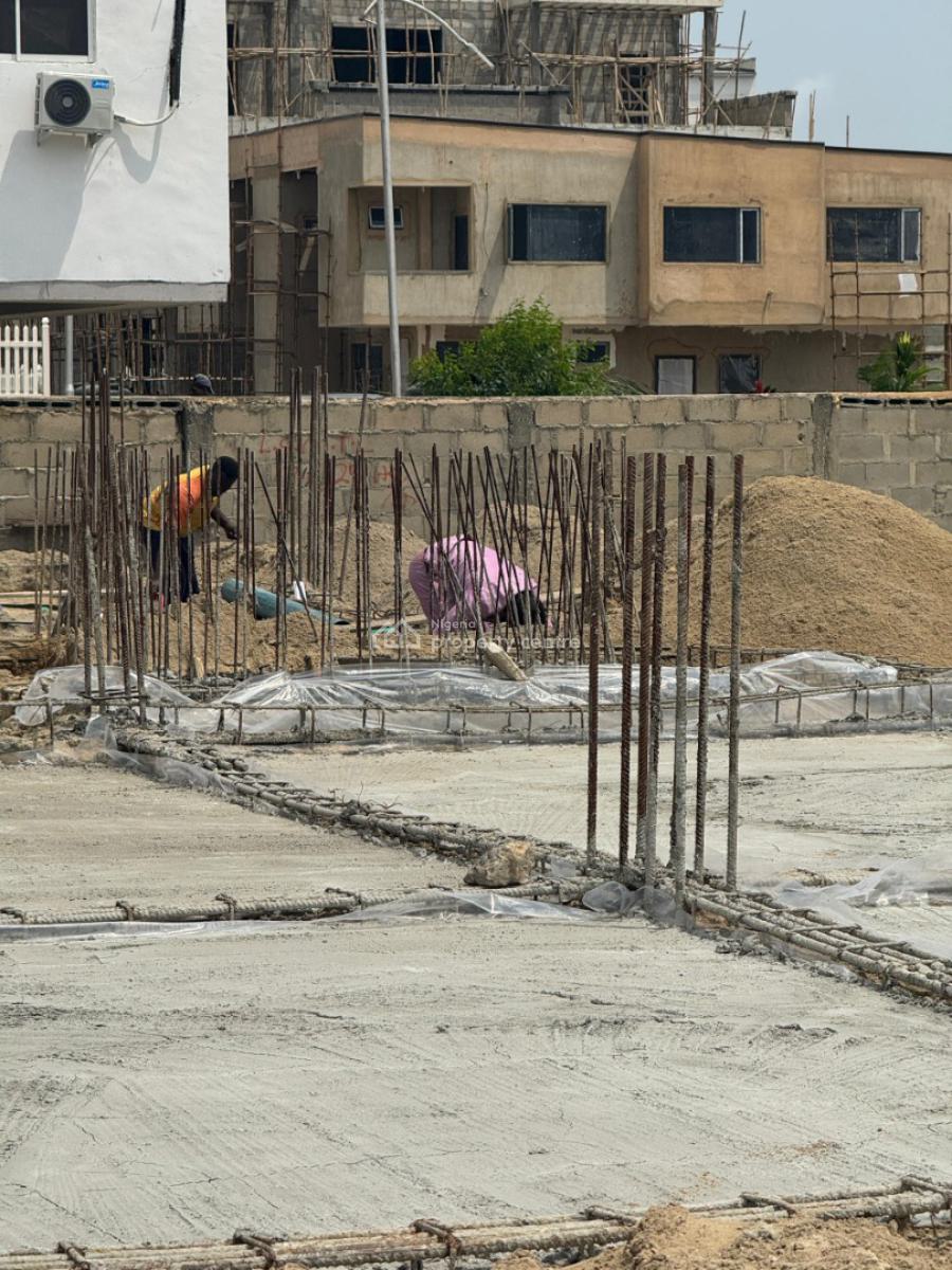 3bedroom Apartments Featuring Wet & Dry Kitchens and a Bq, Lekki Phase 1, Lekki, Lagos, Flat / Apartment for Sale