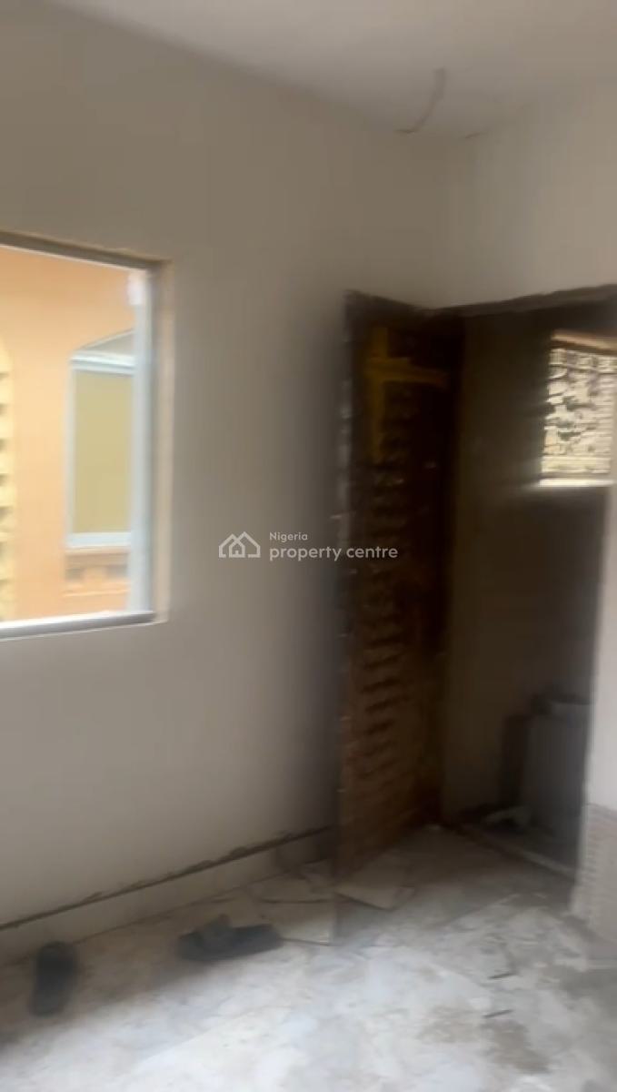 Well-finished Miniflat with Pop Ceiling and Kitchen Cabinets, Shomolu, Lagos, Mini Flat (room and Parlour) for Rent