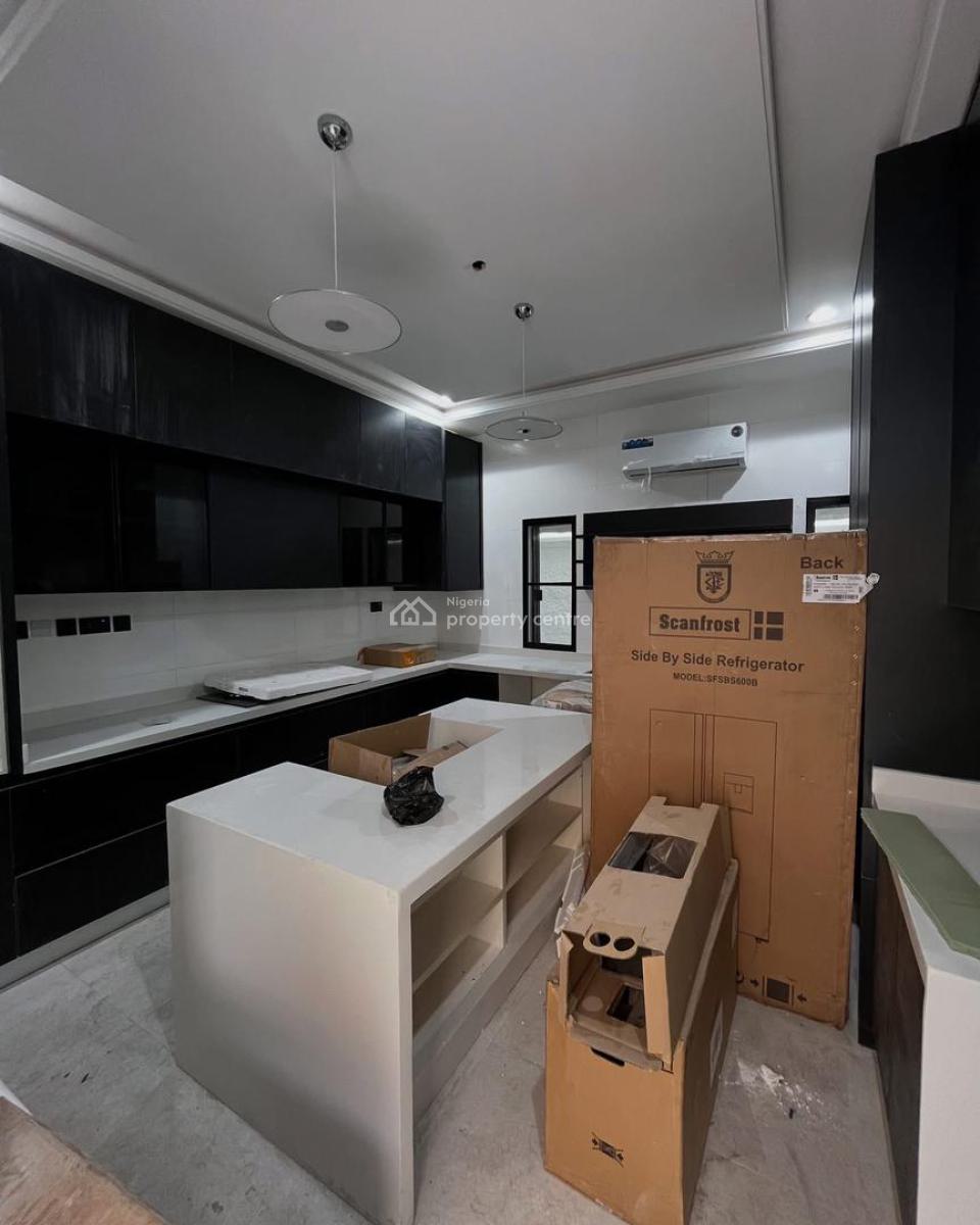 5 Bedroom Fully Detached with a Rooftop Terrace, Lekki Phase 1, Lekki, Lagos, Detached Duplex for Sale