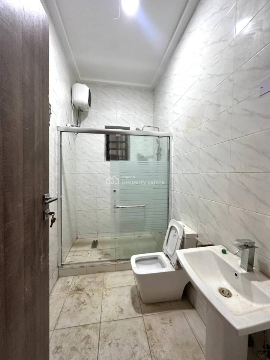 a Spacious and Well Finished Fully Serviced 3 Bedroom Apartment & Bq, Diplomatic Zone, Katampe Extension, Katampe, Abuja, Flat / Apartment for Rent