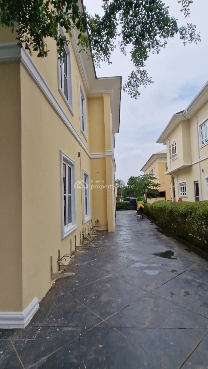Neatly Used 5 Bedrooms Detached House, Northern Foreshore Estate, Off Chevron Drive, Lekki, Lagos, Lekki, Lagos, Detached Duplex for Rent