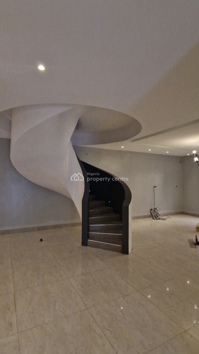 Neatly Used 5 Bedrooms Detached House, Northern Foreshore Estate, Off Chevron Drive, Lekki, Lagos, Lekki, Lagos, Detached Duplex for Rent