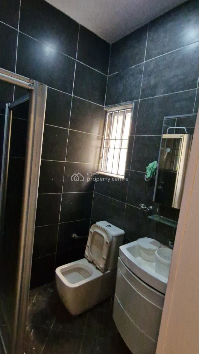 Neatly Used 5 Bedrooms Detached House, Northern Foreshore Estate, Off Chevron Drive, Lekki, Lagos, Lekki, Lagos, Detached Duplex for Rent