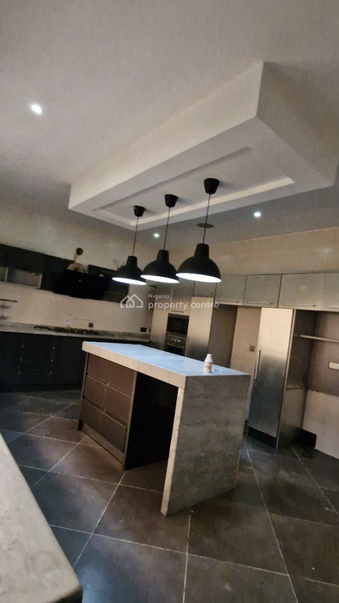 Neatly Used 5 Bedrooms Detached House, Northern Foreshore Estate, Off Chevron Drive, Lekki, Lagos, Lekki, Lagos, Detached Duplex for Rent