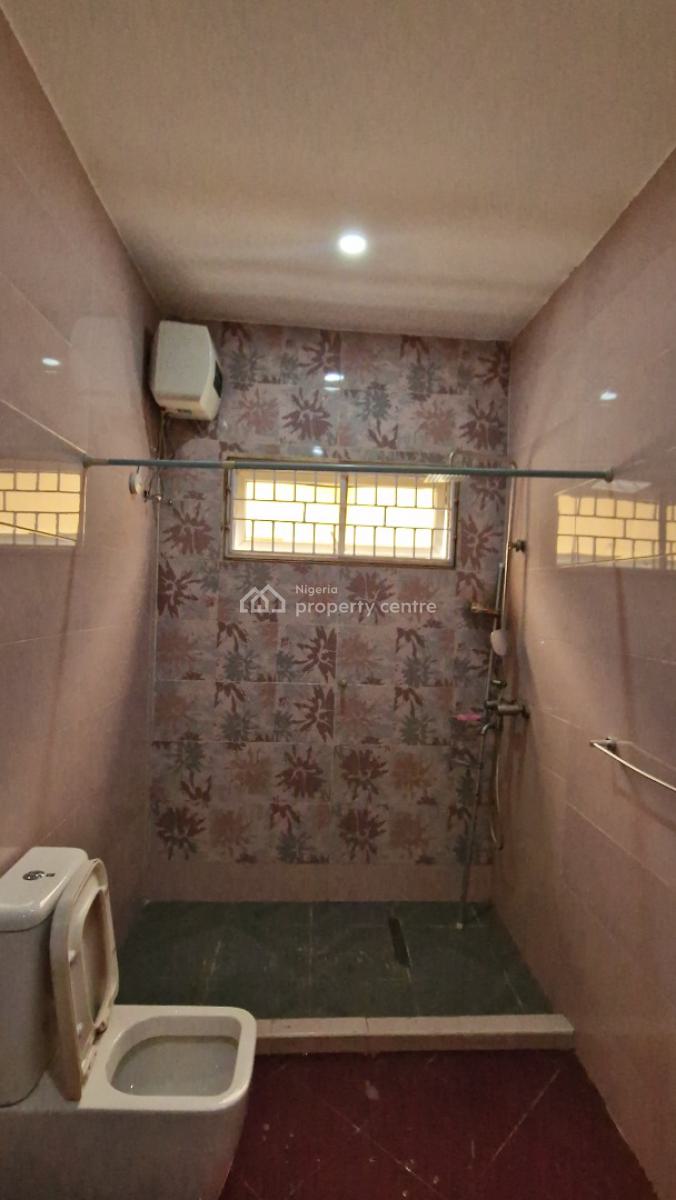 Neatly Used 5 Bedrooms Detached House, Northern Foreshore Estate, Off Chevron Drive, Lekki, Lagos, Lekki, Lagos, Detached Duplex for Rent