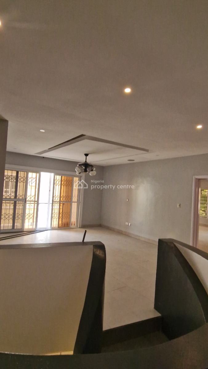 Neatly Used 5 Bedrooms Detached House, Northern Foreshore Estate, Off Chevron Drive, Lekki, Lagos, Lekki, Lagos, Detached Duplex for Rent
